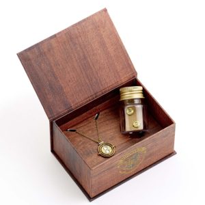 Time Turner Jewellery Gift Box with Necklace and Stud Earrings